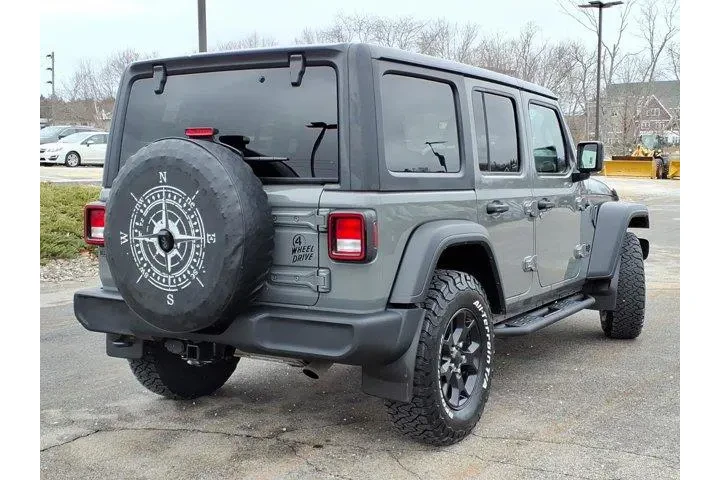 $24525 : Jeep Wrangler Unlimited 2021 image 3