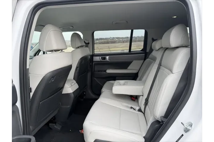 $30196 : Hyundai SANTA FE 2025 SEL 4d image 4