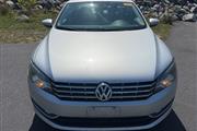 $9998 : PRE-OWNED 2012 VOLKSWAGEN PAS thumbnail