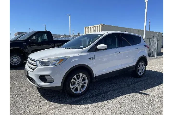 $10981 : Ford Escape 2019 SE 4dr SUV image 4