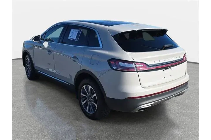 $33499 : Lincoln Nautilus 2022 AWD Re image 7