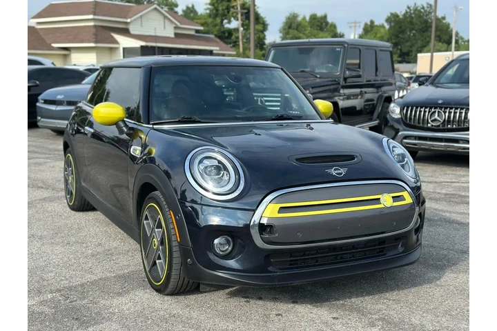 2021 MINI HARDTOP 2 DOOR COOP image 8