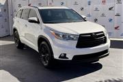 Used 2016 Highlander FWD 4dr en Orange County