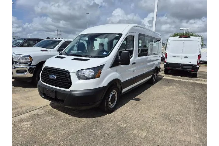 $31981 : Ford Transit 2019 350 XL 3dr image 1