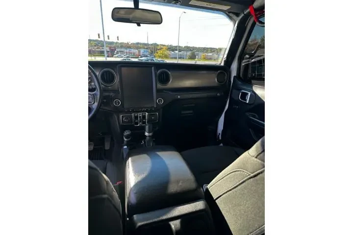 $19755 : Jeep Wrangler Unlimited 2019 image 10