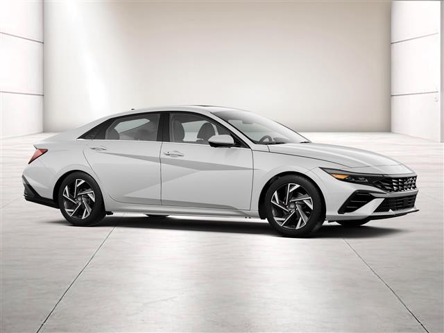 $28965 : New  Hyundai ELANTRA Limited image 10