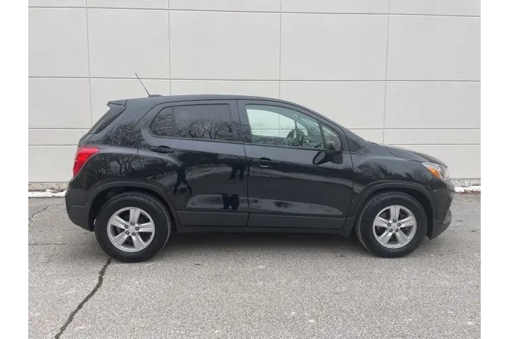 $13000 : Chevrolet Trax 2020 LS 4dr C image 5