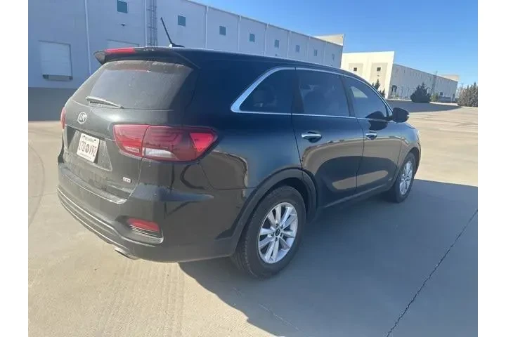 $14030 : Kia Sorento 2020 AWD LX 4dr image 5