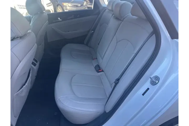 $10352 : Hyundai SONATA 2017 Limited image 6