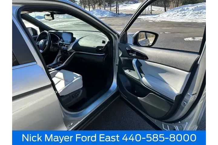 $20711 : Mitsubishi Eclipse Cross 202 image 9