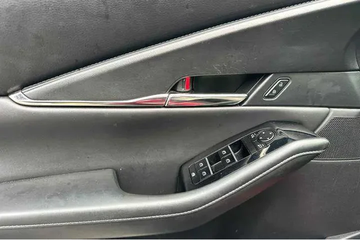 $20851 : Mazda CX-30 2023 AWD 2.5 S C image 10