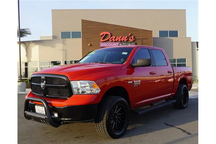 $25250 : 2019 1500 Classic SLT image 1