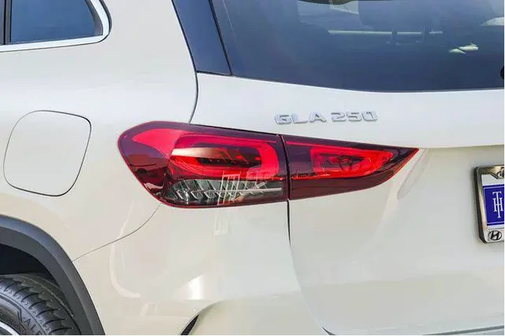 $29000 : Mercedes-Benz GLA 2023 GLA 2 image 8