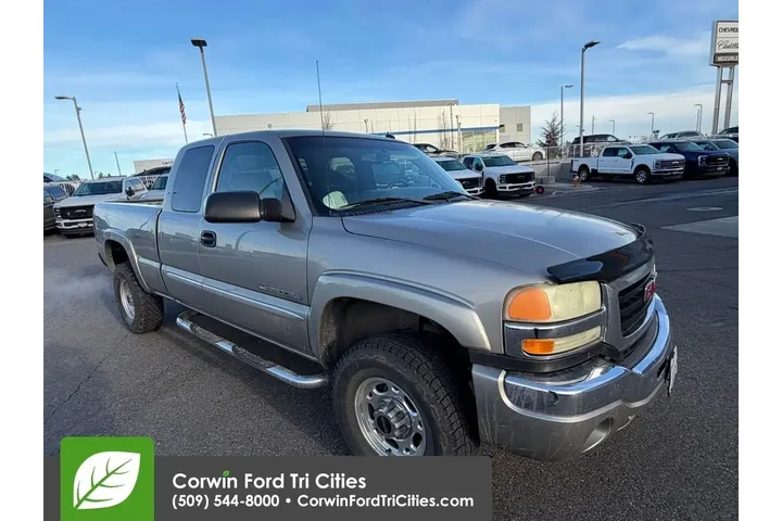 $12999 : GMC Sierra 2500HD 2003 4dr E image 1