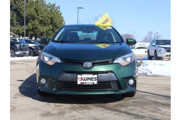 $9877 : Toyota Corolla 2016 LE Eco P image 2