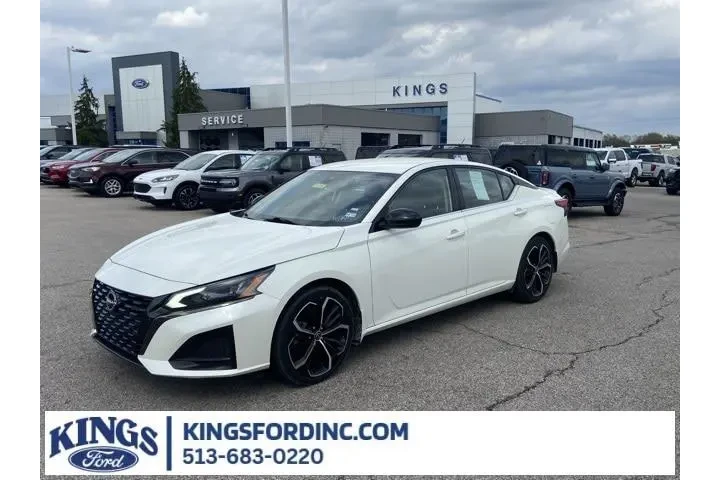 $21942 : Nissan Altima 2023 2.5 SR 4d image 1