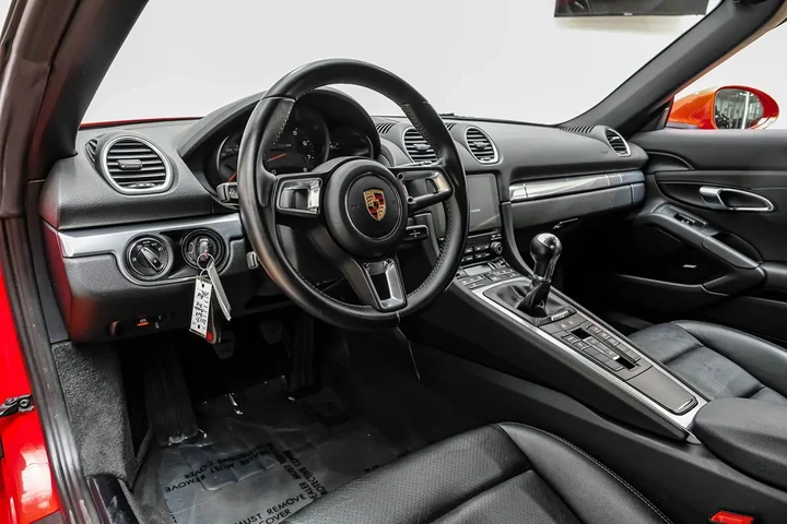 $44990 : 2019 718 Boxster image 4