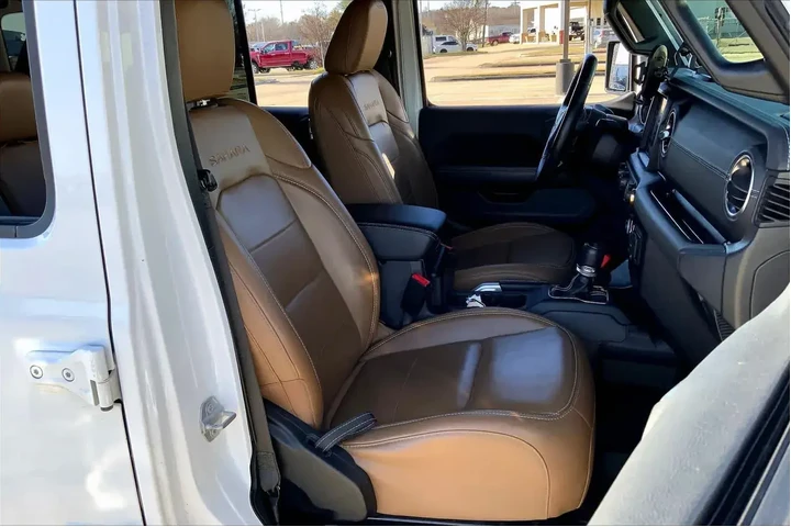 $30680 : Jeep Wrangler Unlimited 2020 image 8