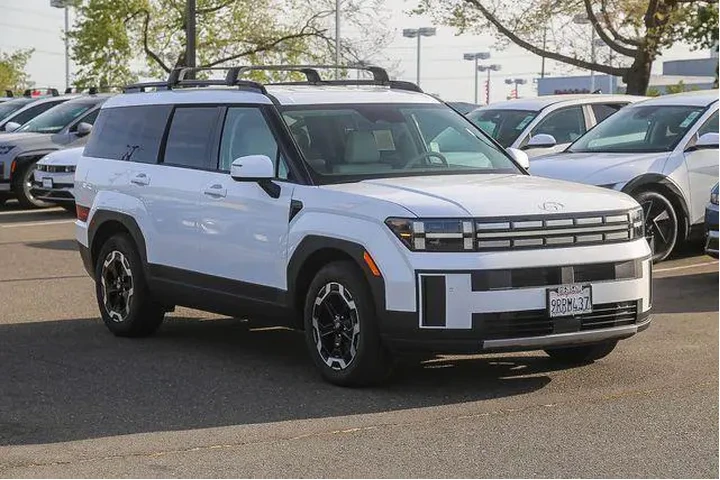 $32992 : Hyundai SANTA FE 2025 SEL 4d image 6