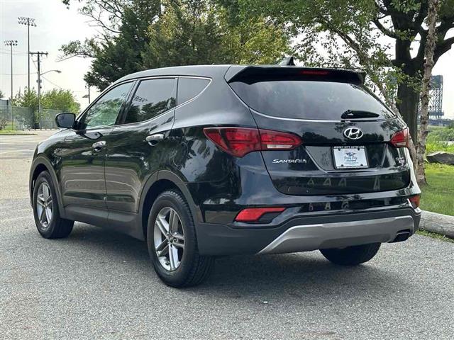 $12805.43 : 2017 Santa Fe Sport 2.4L image 5