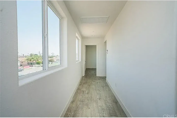 $3095 : Beautiful Home 3B/2B image 7