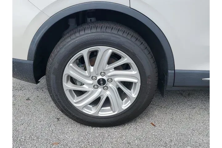 Lincoln Corsair 2021 Standar image 7