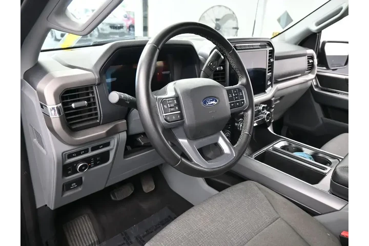 $38995 : Ford F-150 2024 4x4 XLT 4dr image 10