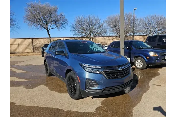 $19987 : Chevrolet Equinox 2024 LS 4d image 3