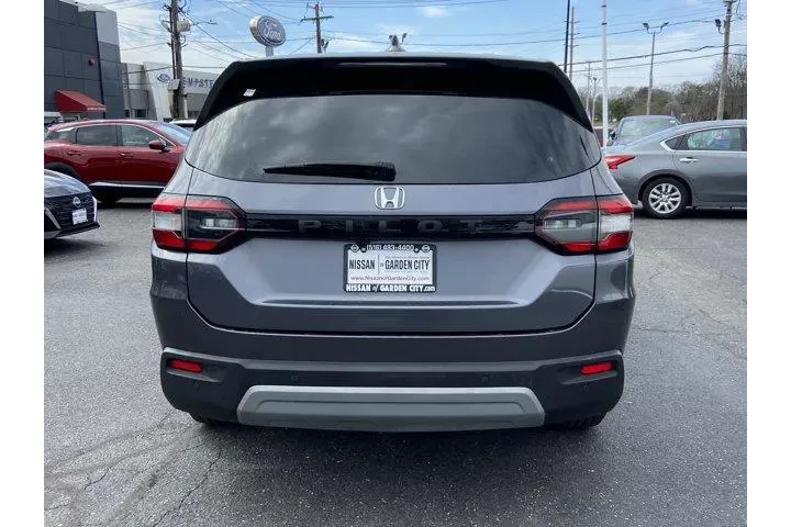 $29777 : Honda Pilot 2023 EX-L 4dr SU image 5