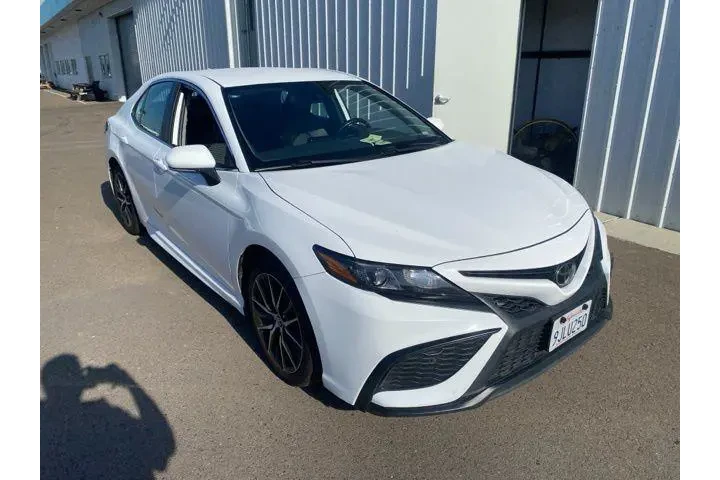 $26500 : Toyota Camry 2024 SE 4dr Sed image 1
