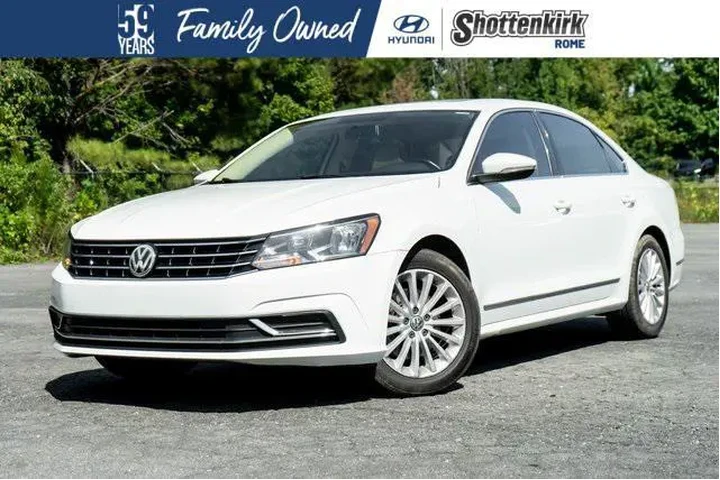 $9999 : Volkswagen Passat 2017 1.8T image 1
