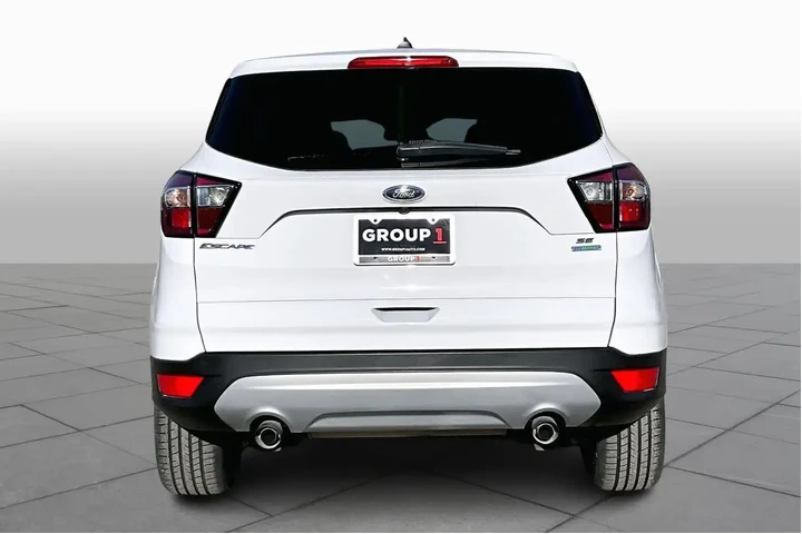 $10871 : Ford Escape 2017 SE 4dr SUV image 4