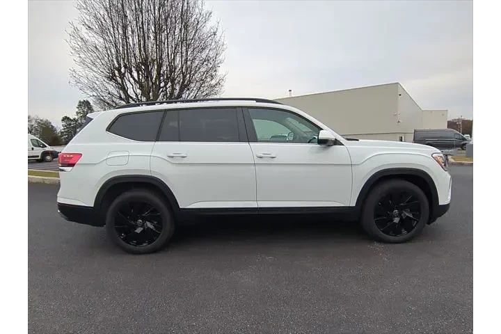 $39990 : Volkswagen Atlas 2025 AWD SE image 9