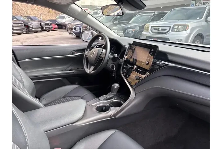$24388 : Toyota Camry 2022 SE 4dr Sed image 10