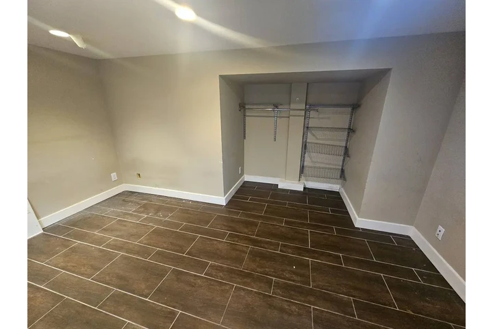 $899 : Fantastic View Now Ready Apply image 7