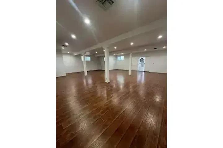 $2700 : LOS ANGELES SE RENTA LOCAL image 4