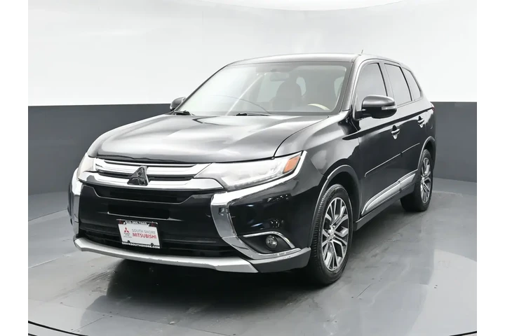 $9752 : Mitsubishi Outlander 2016 AW image 1