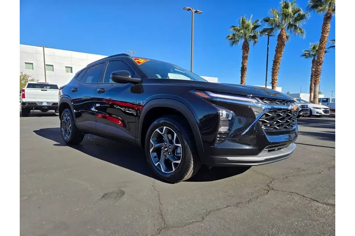 $21993 : Chevrolet Trax 2024 LT 4dr C image 1