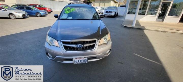 2009 Outback Special Edtn image 2