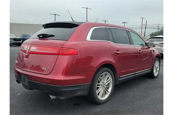 $19990 : Lincoln MKT 2018 AWD Reserve image 6