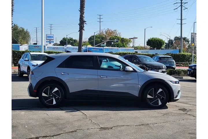 $32753 : Hyundai IONIQ 5 2025 SE 4dr image 9