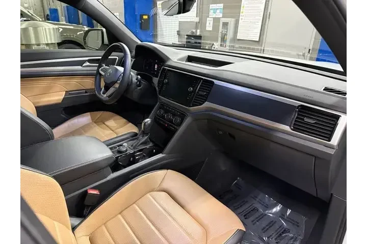 $30981 : Volkswagen Atlas Cross Sport image 9