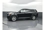 $23488 : Kia Telluride 2022 AWD LX 4d thumbnail