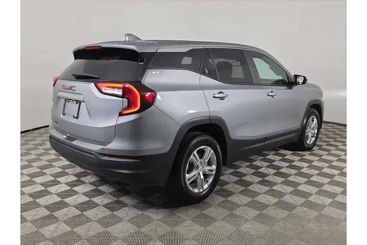 $22545 : GMC Terrain 2024 SLE 4dr SUV image 8