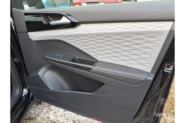 $19995 : Volkswagen Taos 2024 S 4dr S image 5