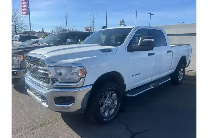 $39988 : Ram 2500 2024 4x4 Big Horn 4 image 1