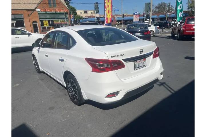 $9995 : 2019 Sentra S image 10
