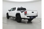 $38998 : Toyota Tacoma 2019 4x4 TRD P thumbnail