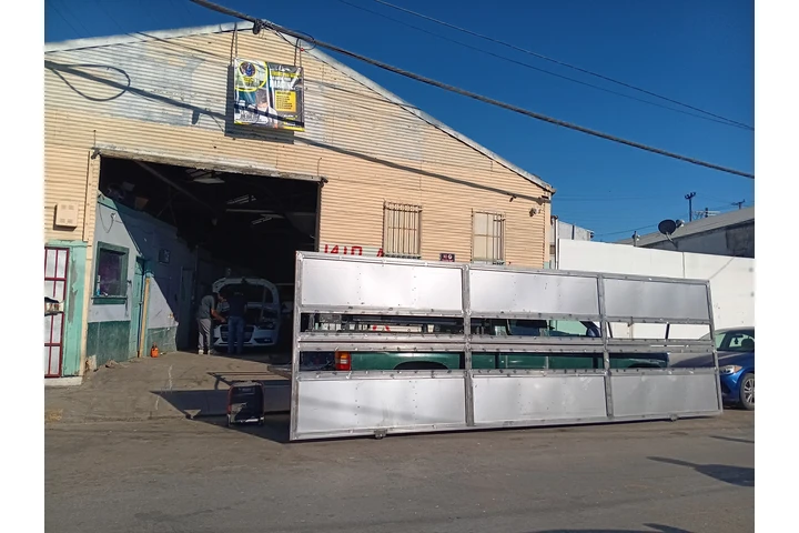 HERRERIA EN LOS ANGELES image 10