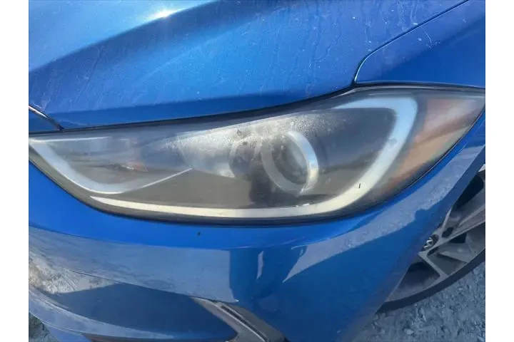 $8499 : Hyundai ELANTRA 2017 Limited image 9